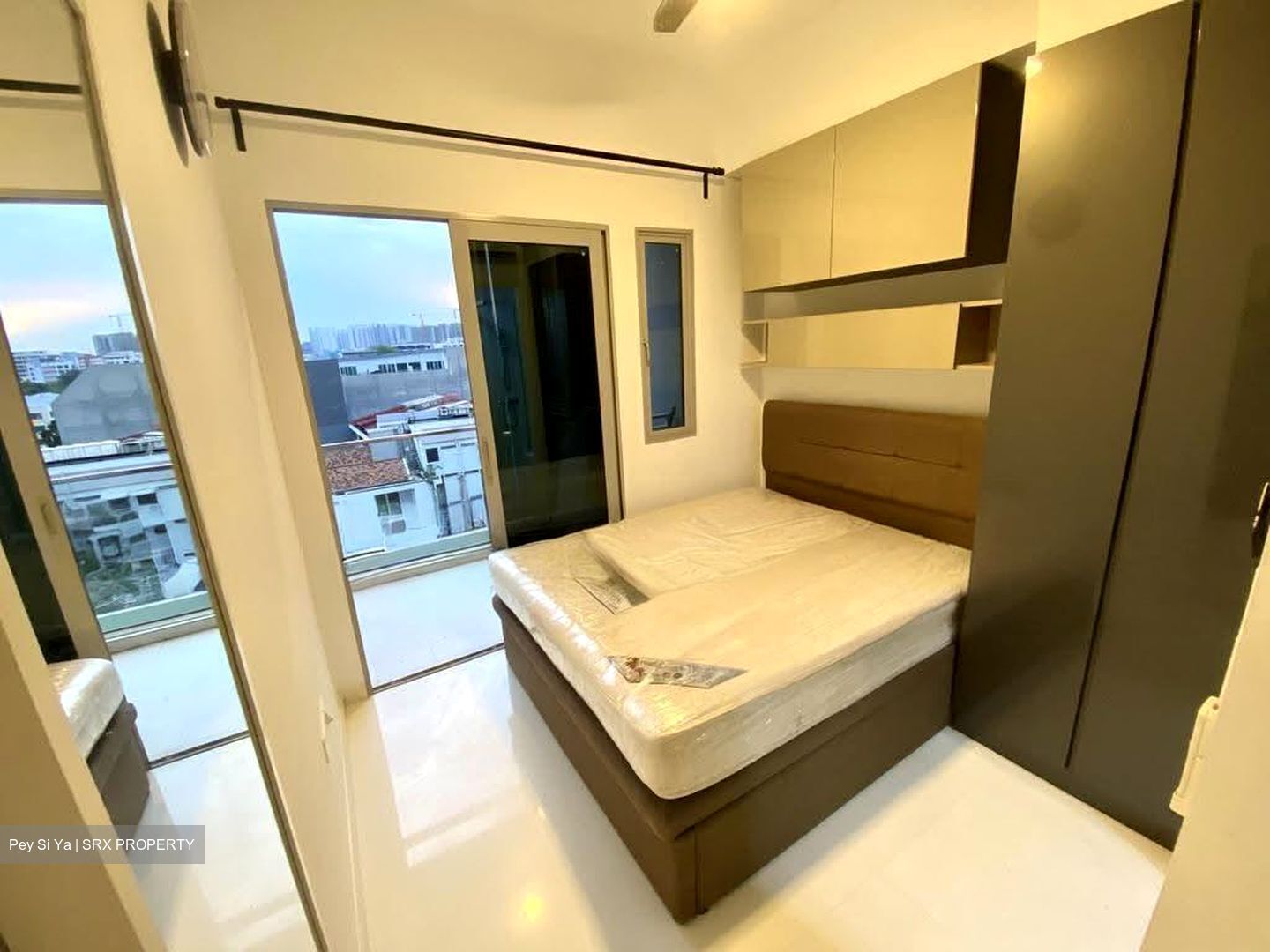 # 1 Loft (D14), Apartment #625652881